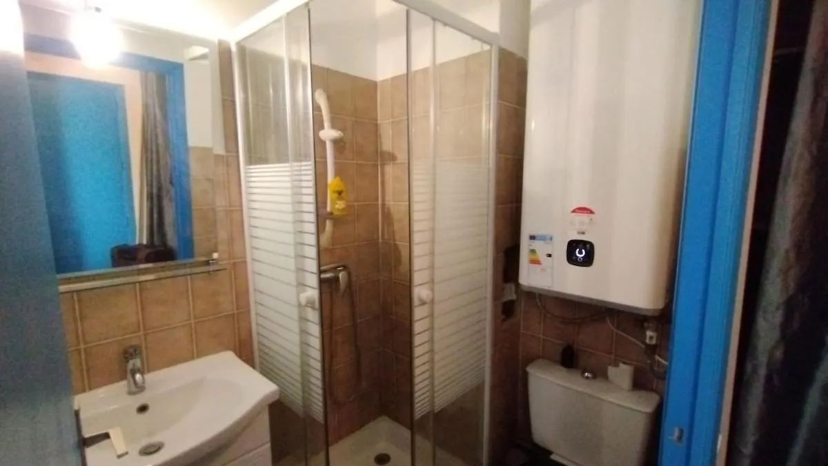 Studio 5' Plage Wifi Parking Vallauris Apartment