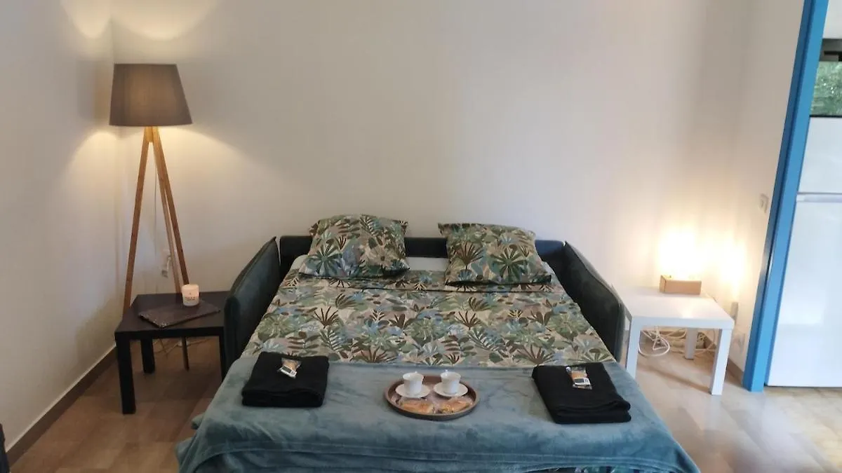 Studio 5' Plage Wifi Parking Vallauris Apartment
